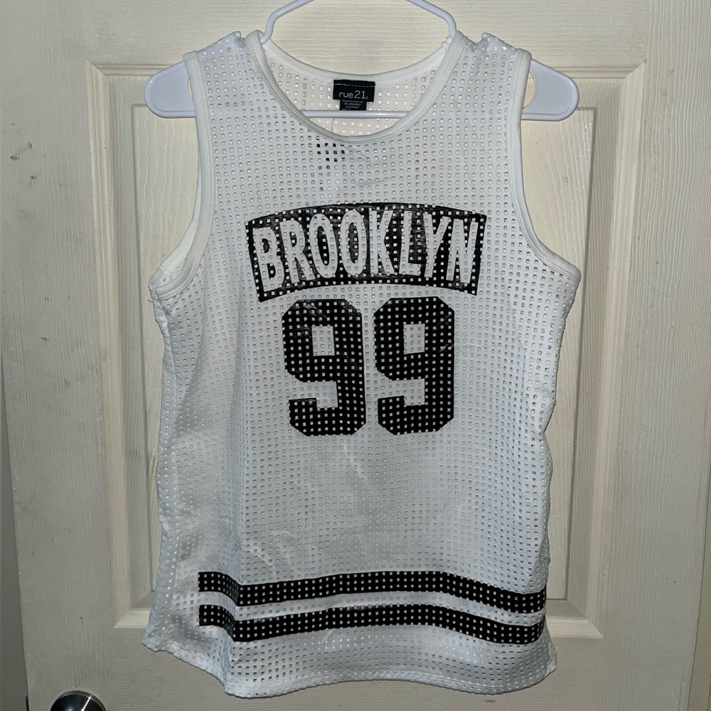 Brand new with tag rue21 tank top